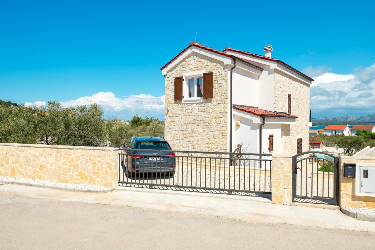 Sun Spalato Villa Cikas Murter Exteriér fotografie